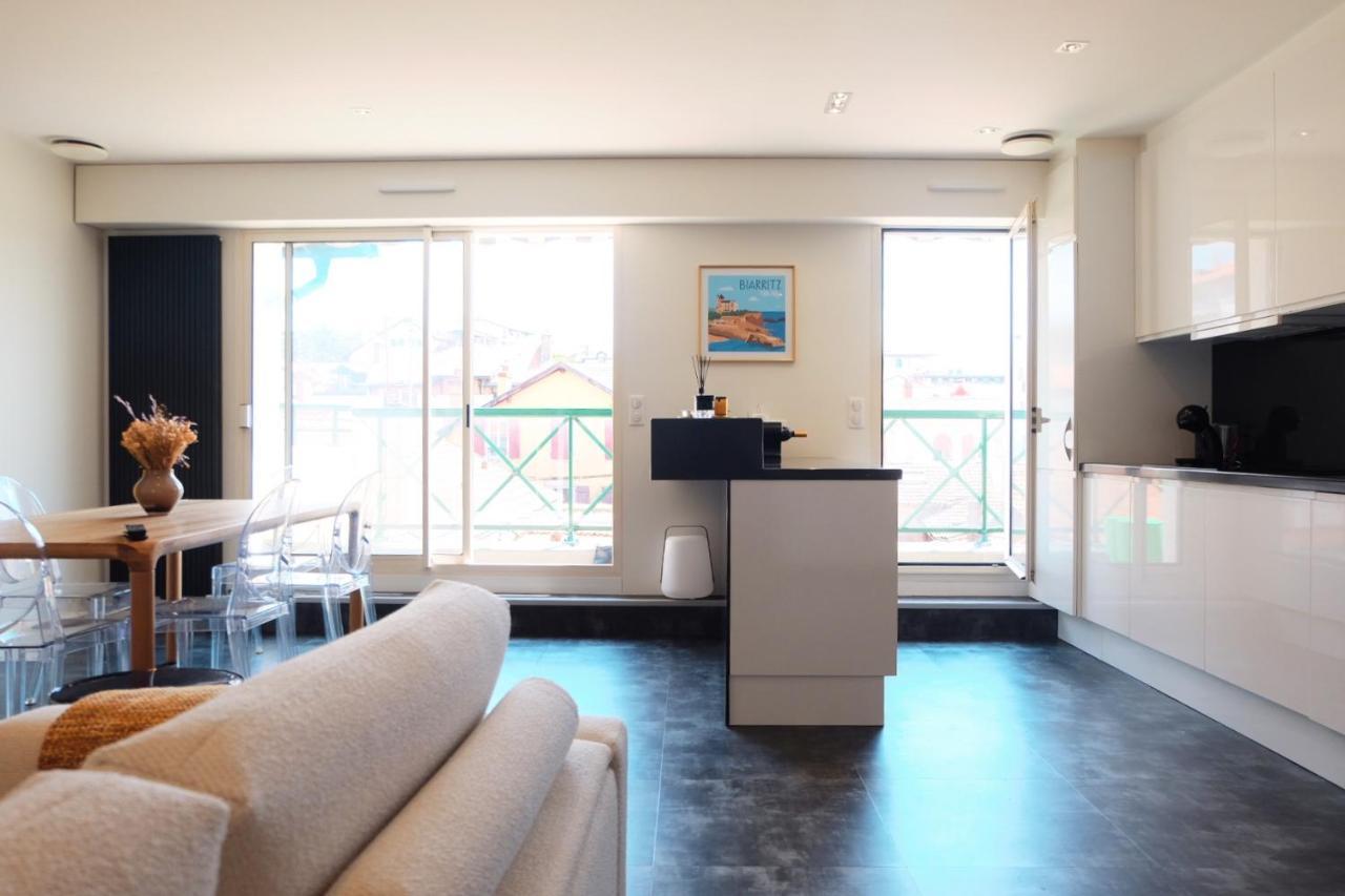 Magnifique Appartement, En Hyper Centre, Avec Terrasse Et Place De Parking Μπιαρίτζ Εξωτερικό φωτογραφία